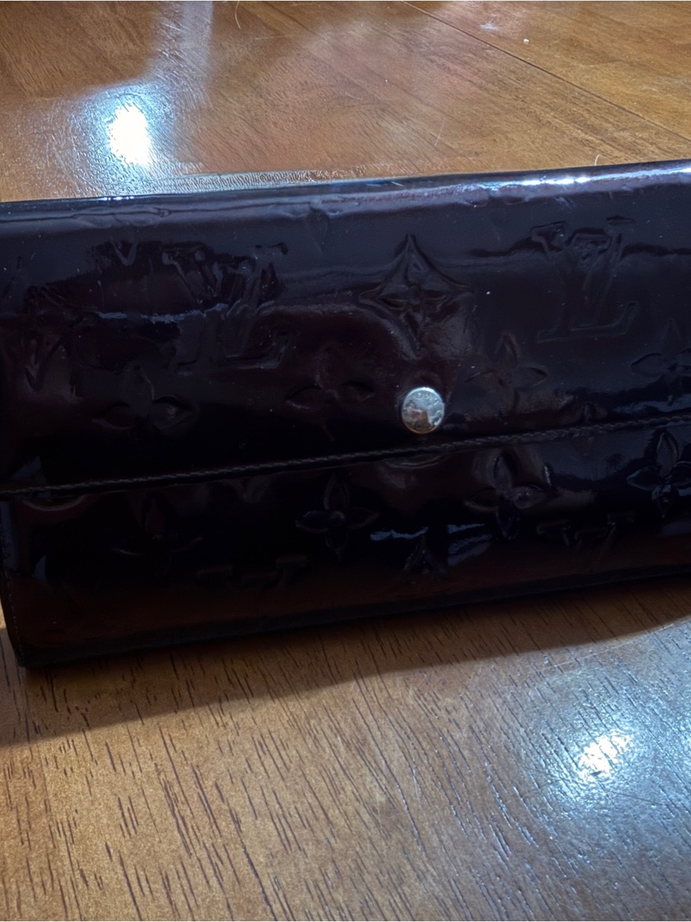 Authentic Louis Vuitton Vernis Long Wallet Burgundy Patent Leather Snap Closure